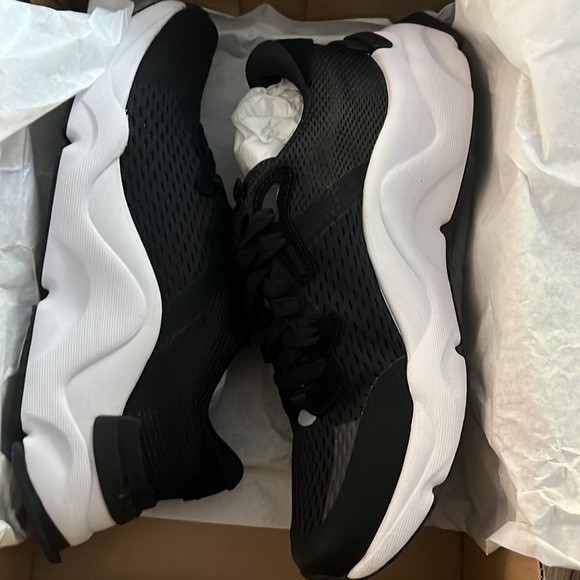 Sorel Black and White Women's Sneakers - Picture 6 of 7